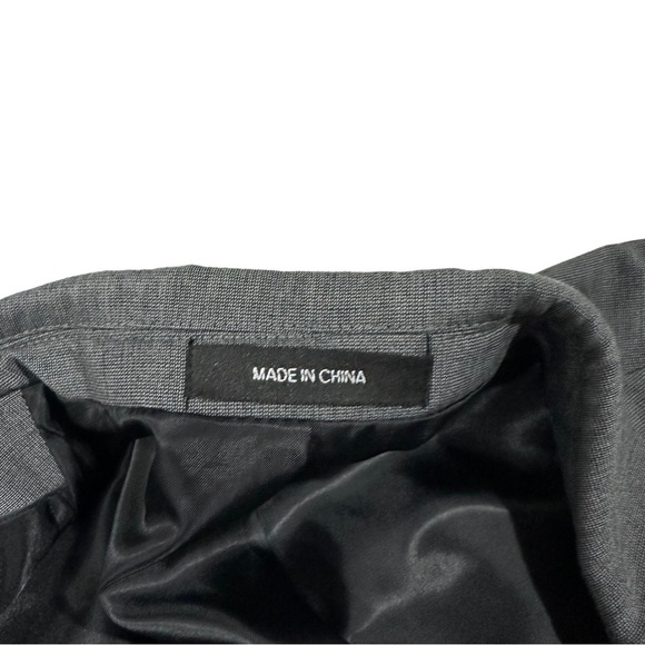 Van Heusen Men Light Grey Crosshatch Pattern 2 Button Suit Jacket Sz 44R EUC - Picture 7 of 12